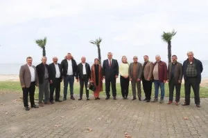 Yalova Belediye Başkanı Gürel, Merkez Mahalle Muhtarları ile Toplantı Gerçekleştirdi
