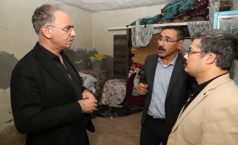 Eyyübiye Belediye Başkanı Kuş, Yetim Ailelerine Ev ve Tadilat Desteği Verdi