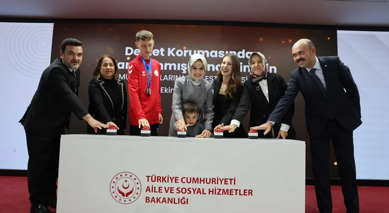 Bakanımız Göktaş, devlet korumasındaki gençlerin kamu kurumlarına yerleştirilmesi töreninde konuştu