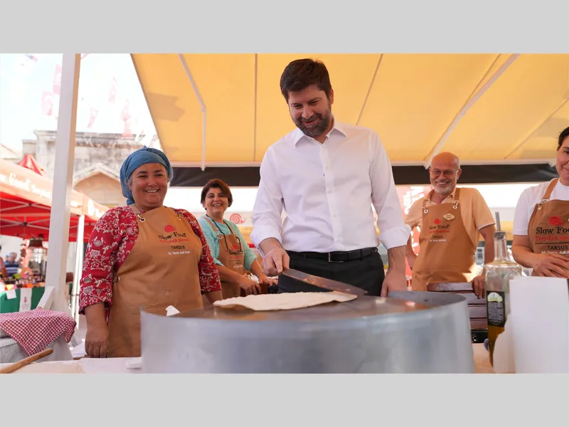 Tarsus Belediye Başkanı Ali Boltaç Festivalde Üreticiler ve Vatandaşlarla Buluştu