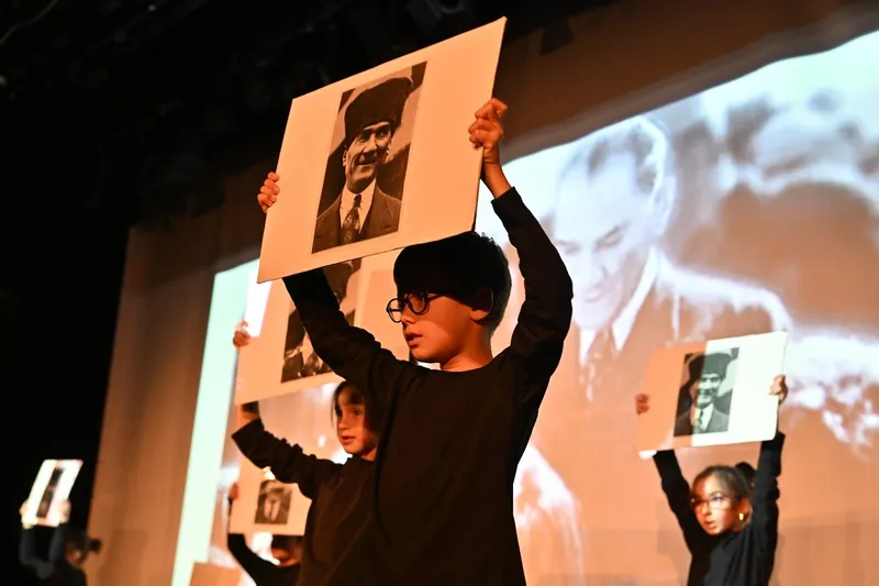 ÇKSM Öğrencilerinden Duygusal Atatürk Anma Programı