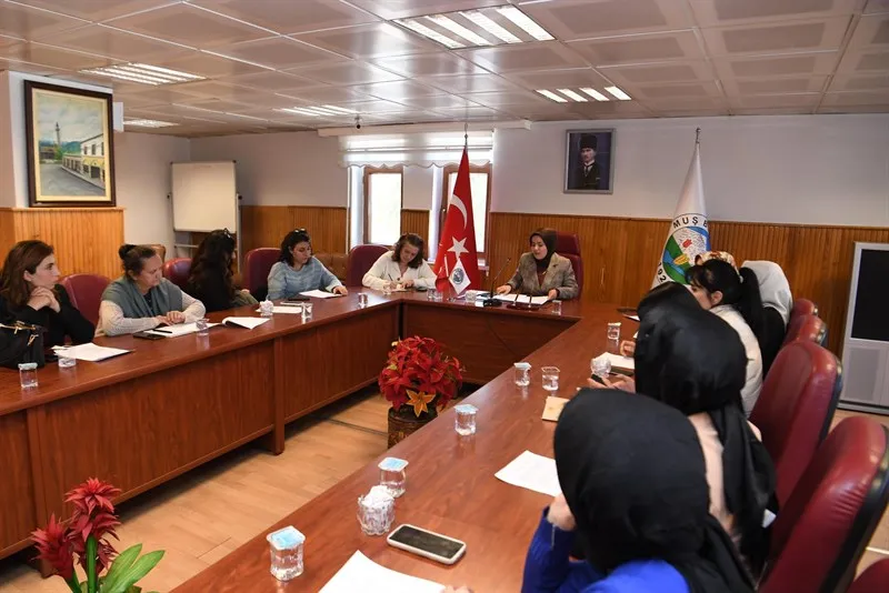 Muş Belediyesi Kadın Meclisi İlk Toplantısını Gerçekleştirdi