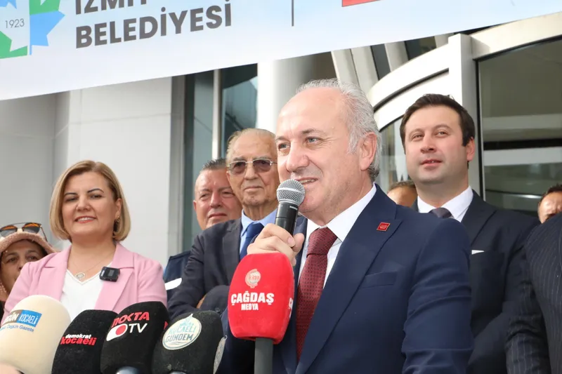 İzmit Belediyesi 76 Milyonluk Araç Yatırımını Tamamladı