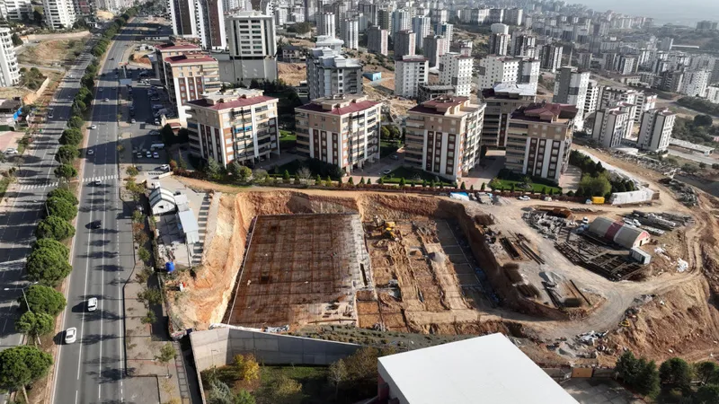 Kahramanmaraş Gençlik ve Spor Merkezi İnşaatı Hızla İlerliyor