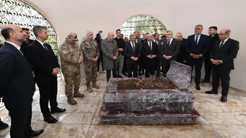 Sütçü İmam Vefatının 103. Yılında Anıldı