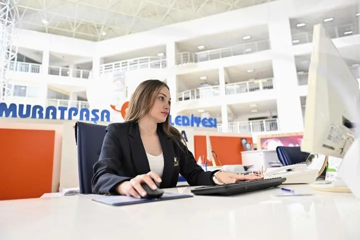 Muratpaşa Belediyesi Turunç Masa