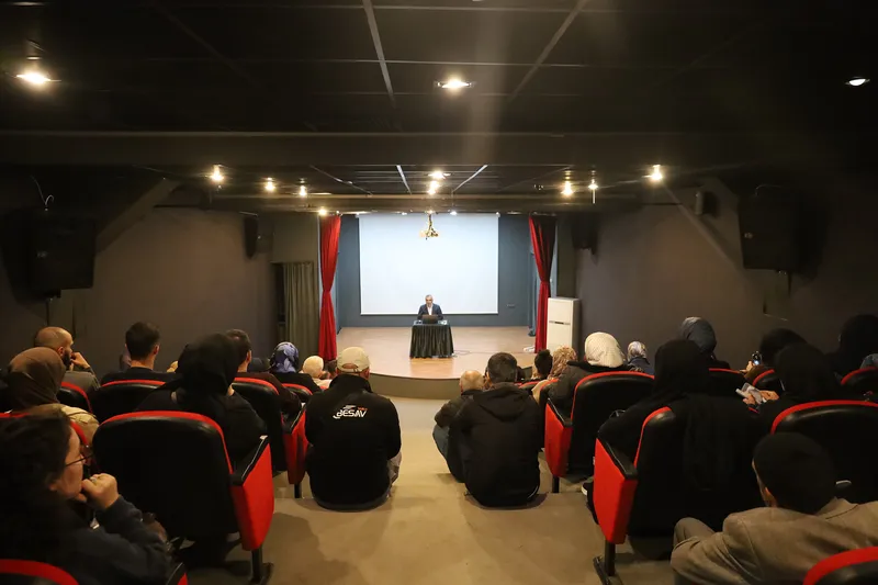 Büyükşehir Akademi