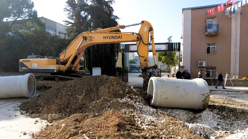 Bursa Caddesi Altyapı 2. Etap Çalışmaları Başladı