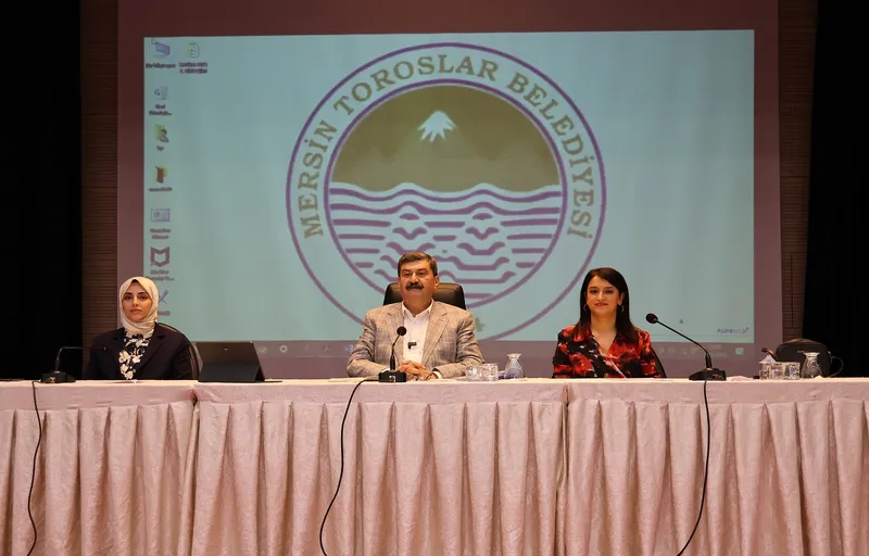 Toroslar Belediyesi Üniversite Öğrencilerine Karşılıksız Eğitim Desteği