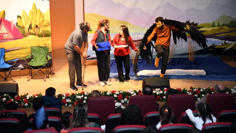 Ronnie Göldeki Fısıltı Oyunu Osmaniyeli Çocuklarla Buluştu