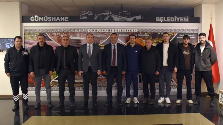 Gümüşhane Belediye Başkanı Spor Temsilcilerine Başarı Diledi
