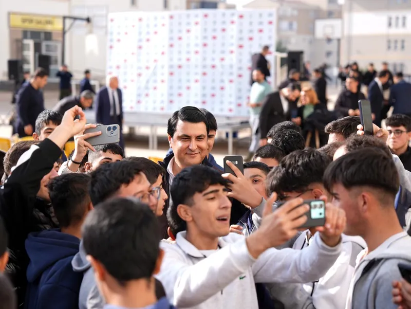 Şehitkamil Belediye Başkanı Yılmaz, Meslek Lisesi Öğrencileriyle Buluştu