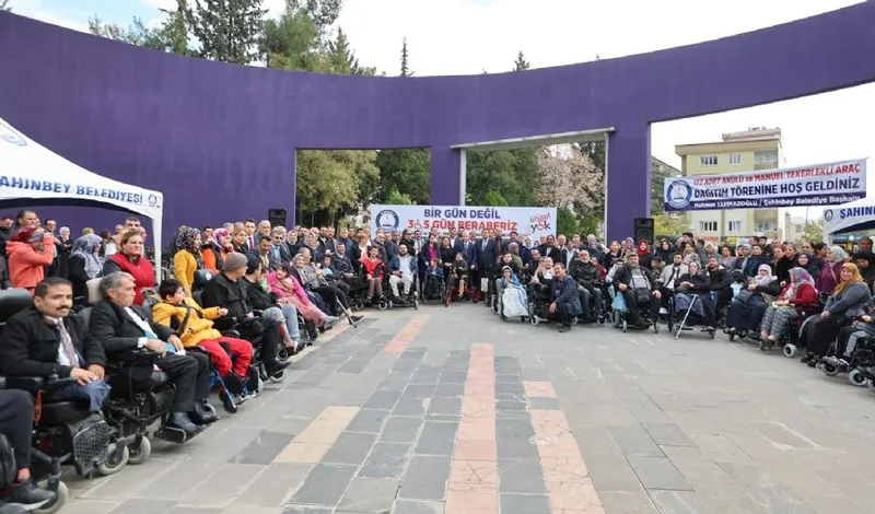 Şahinbey Belediyesi 4.581 Engelli Vatandaşa Tekerlekli Sandalye Desteği Sağladı