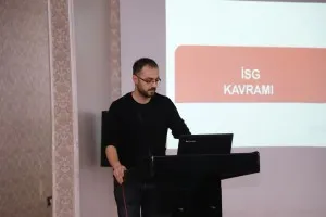 Erzincan Belediyesi Personeline İş Sağlığı ve Güvenliği Eğitimi