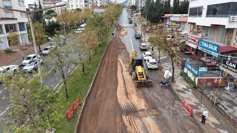 KASKİ, Sağanak Yağışın Etkilerini Azaltmak İçin Saha Müdahalesi Başlattı