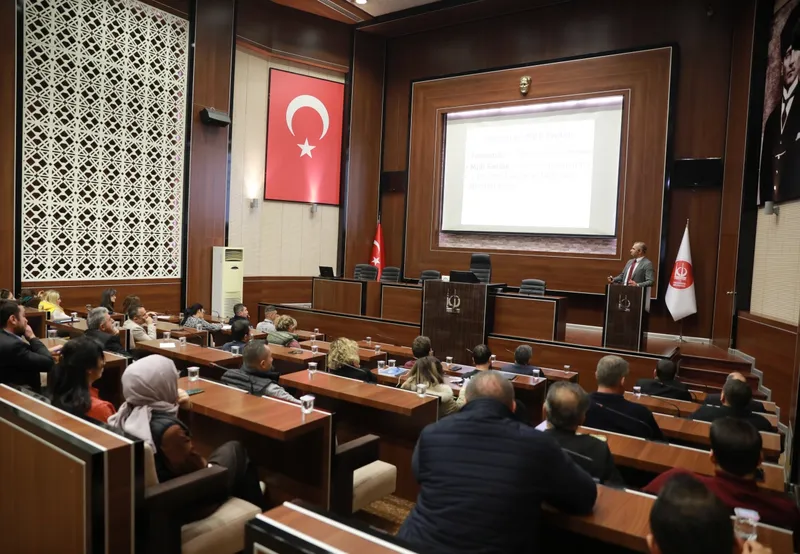 Keçiören Belediyesi Personeline Taşınmaz Mal Yönetimi Eğitimi