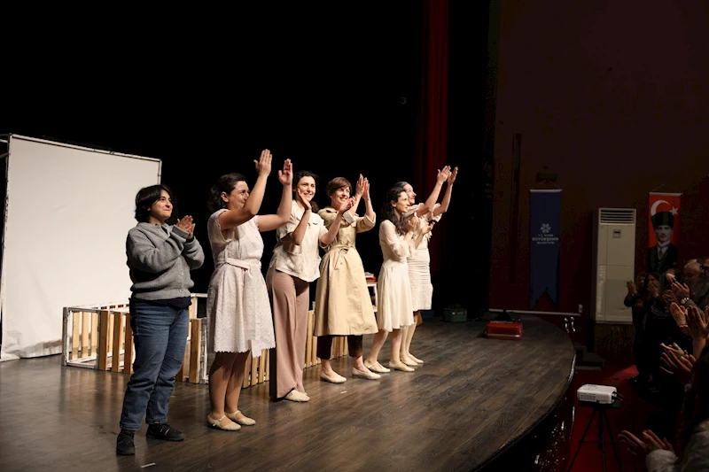 BAŞKAN ÇERÇİOĞLU AYDINLILARI ‘KADIN OYUNLARI FESTİVALİ’ İLE BULUŞTURDU