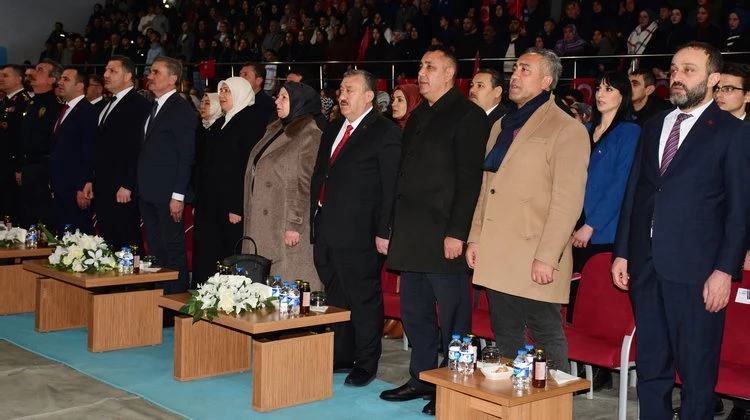 BAŞKANIMIZ, KELKİT