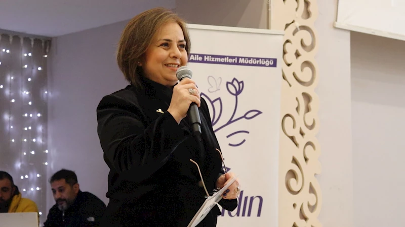 İZMİTLİ KADINLAR MATİNEDE DOYASIYA EĞLENDİ