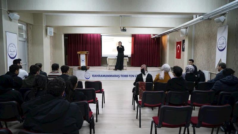 Büyükşehir, Gençleri Edebiyatın Usta Kalemleriyle Buluşturmayı Sürdürüyor
