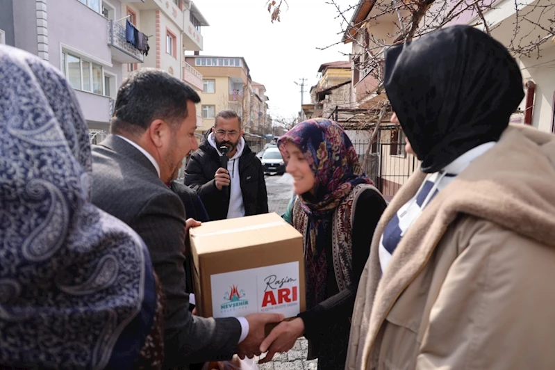 Nevşehir Belediyesi’nden İhtiyaç Sahibi Ailelere Gıda Kolisi