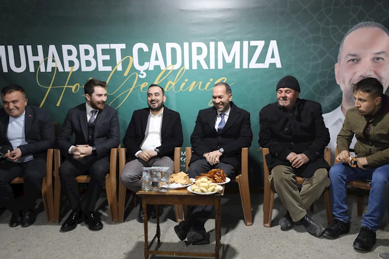 Başkan Özdemir, Muhabbet Çadırında Vatandaşlarla Buluştu