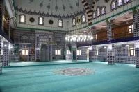 KÂĞITHANE BELEDİYESİ’NDEN RAMAZAN AYINA ÖZEL CAMİ TEMİZLİĞİ