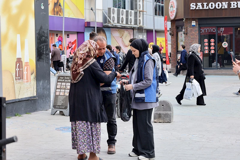 Büyükşehir’den sokakta vatandaşın huzurunu bozanlara karşı sıkı denetim