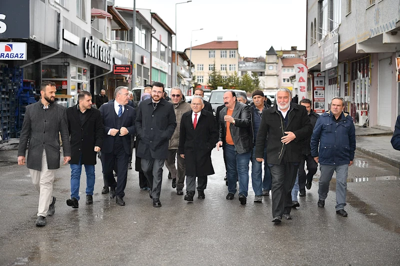 Başkan Büyükkılıç’tan Özvatan ve Felahiye’de “Ramazan” Buluşması