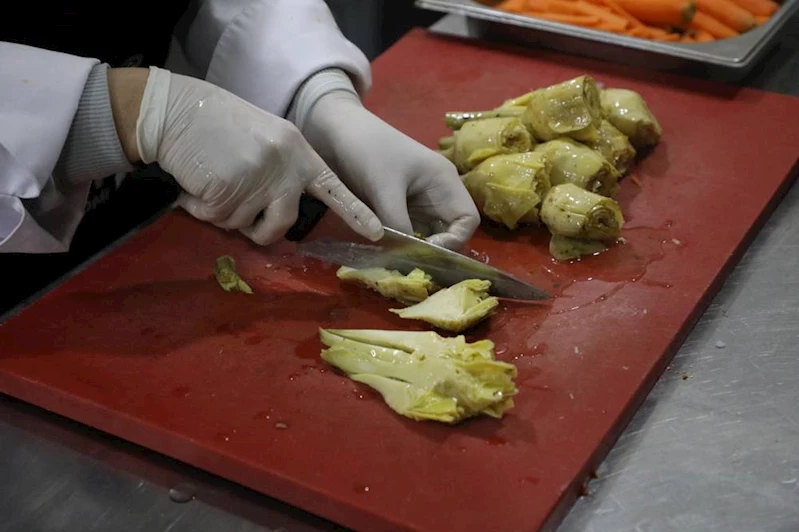 GASTRONOMİEVİ’NDE, İFTARDA 20 ÇEŞİT YEMEK