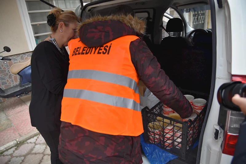 Atakum Belediyesi Ramazan dayanışmasını kentin dört bir yanına taşıyor