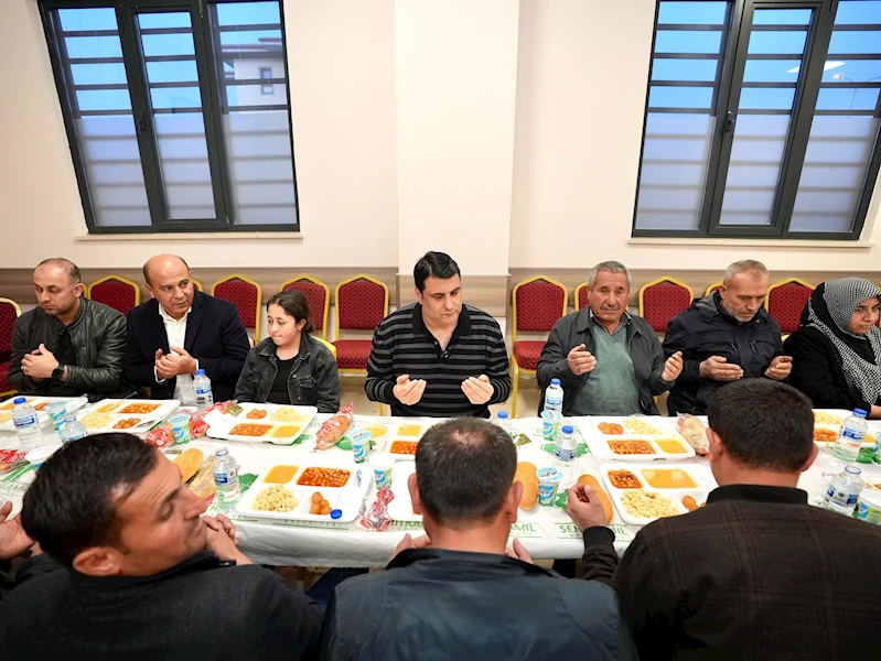 ŞEHİTKAMİL’DEN 5 BÖLGEDE İFTAR ÇADIRI