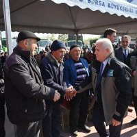 Büyükşehir’den çiftçiye 1 milyon 222 bin adet çilek fidesi