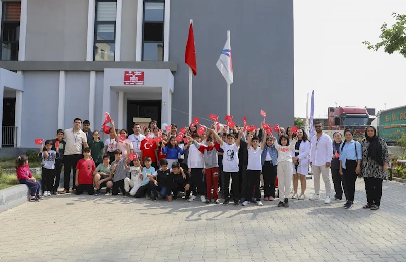 Mersin’de Bayram Sevinci Büyükşehir’le Katlandı