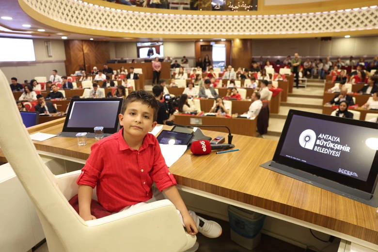 Büyükşehir’de 23 Nisan Temsili Çocuk Meclisi