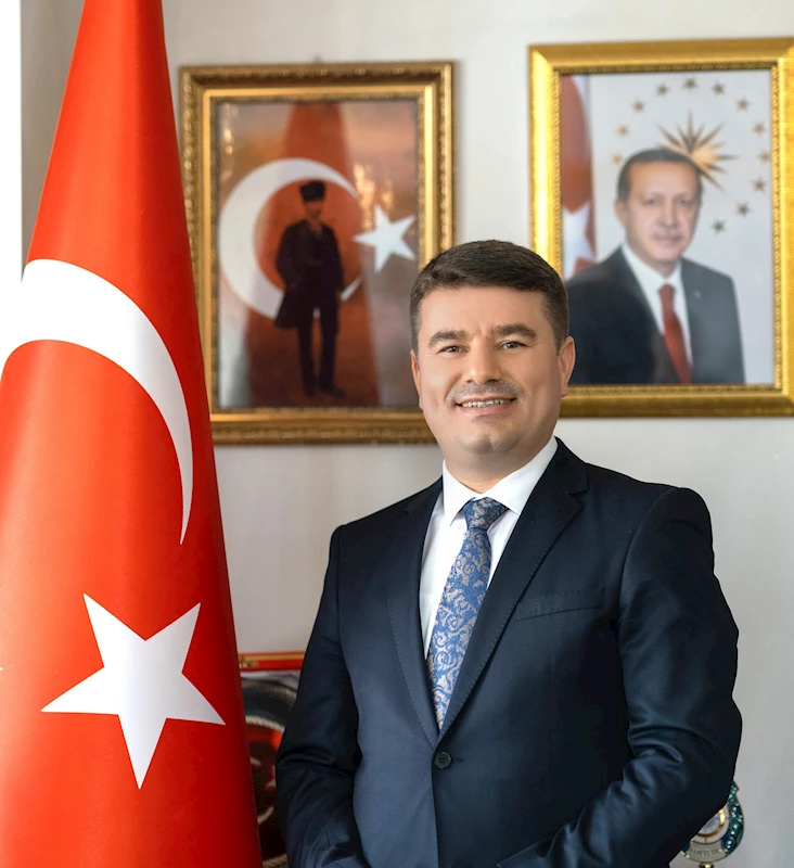 BELEDİYE BAŞKANI DR. EVREN DİNÇER, ANNELER GÜNÜ DOLAYISIYLA KUTLAMA MESAJI YAYINLADI