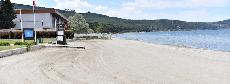 Sahil Temizlikleri Aralıksız Sürüyor