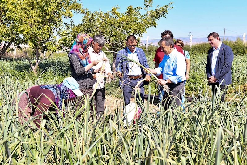 BAŞKAN ATAÇ: ÜRETİCİLERİMİZİ DESTEKLİYORUZ