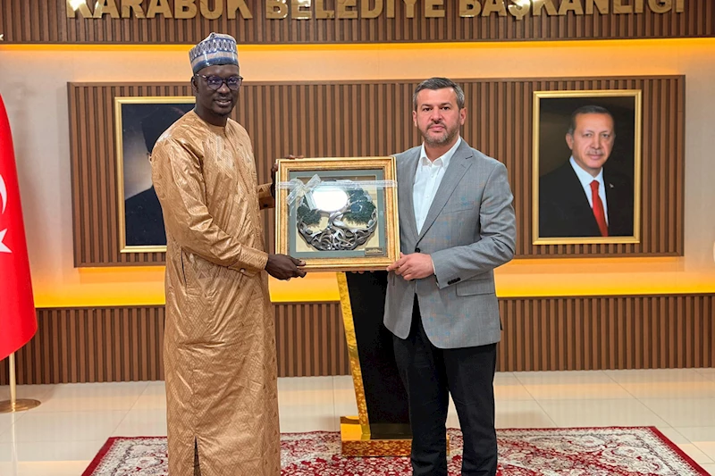 Diop’tan Başkan Çetinkaya’ya Ziyaret