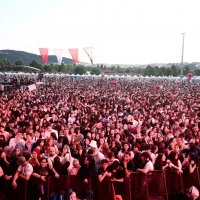Bursa’da 19 Mayıs coşkusu ‘Mor ve Ötesi’ ile zirve yaptı