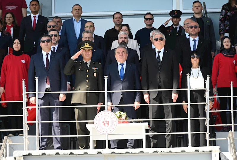 -BOZÜYÜK’TE 19 MAYIS ATATÜRK’Ü ANMA, GENÇLİK VE SPOR BAYRAMI COŞKUYLA KUTLANDI