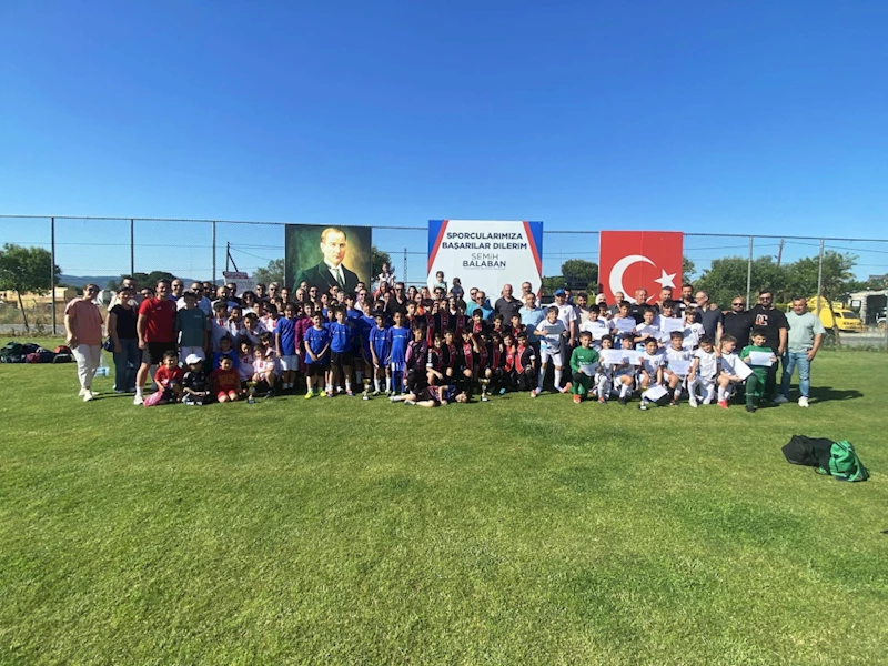 GELECEĞİN YILDIZLARI 19 MAYIS İÇİN HÜNERLERİNİ SERGİLEDİ