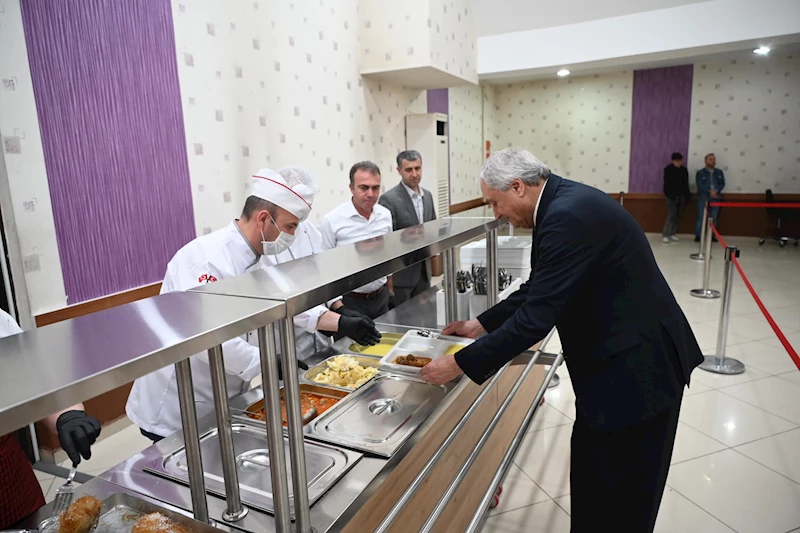 -“HALKIN SOFRASI KENT LOKANTASI” HİZMETE BAŞLADI