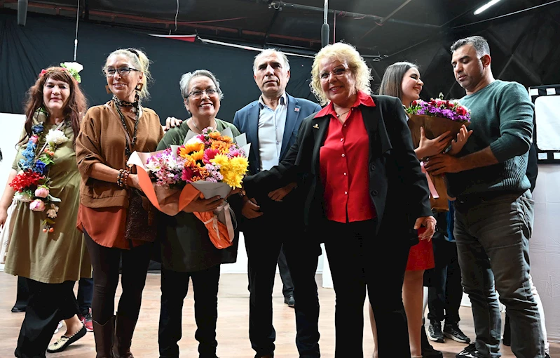 “Gülşen” tiyatro oyunu büyük alkış aldı