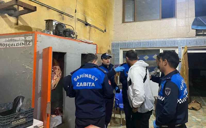 Belediyemiz Zabıta Ekipler 1.5 Ton Bozuk Et Ele Geçirdi