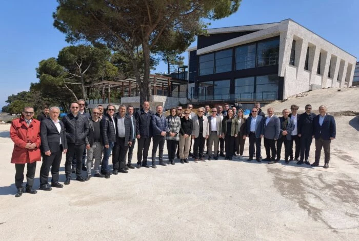 BAŞKAN TAVLI, “ÜNYE’YE 350 MİLYON LİRALIK DEV YATIRIMLAR KAZANDIRDIK”