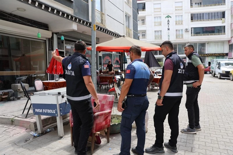 Zabıta Müdürlüğü ekiplerimizden kaldırım denetimi!