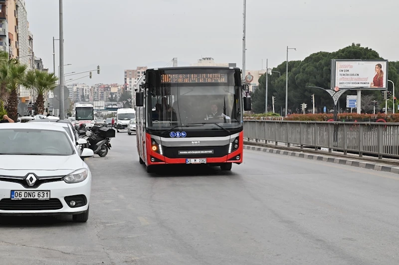 Büyükşehir Belediyesi YKS’de Öğrencilerin Yanında