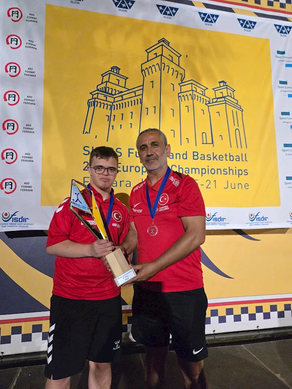 BAŞKAN ÇOLAKBAYRAKDAR, AVRUPA İKİNCİSİ OLAN KOCASİNAN’IN ÖZEL SPORCUSUNU TEBRİK ETTİ
