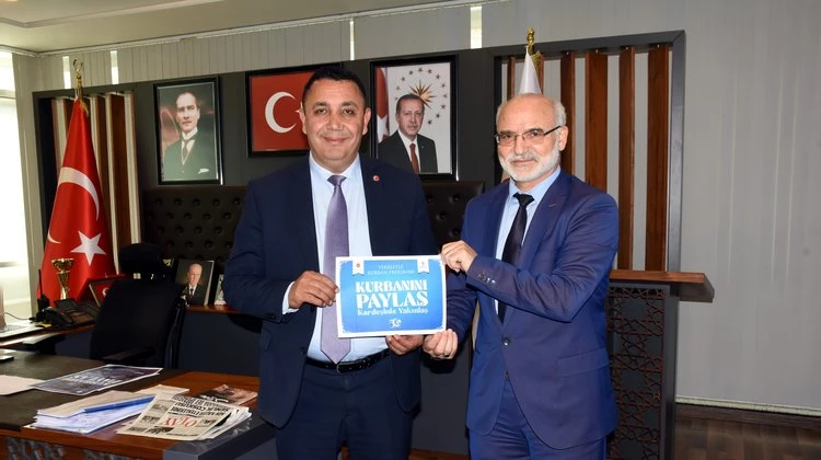 BAŞKANIMIZ, İL MÜFTÜMÜZ DR. HAYRİ ERENAY